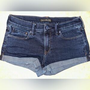 Abercrombie &‎ Fitch Denim Short Shorts sz 2